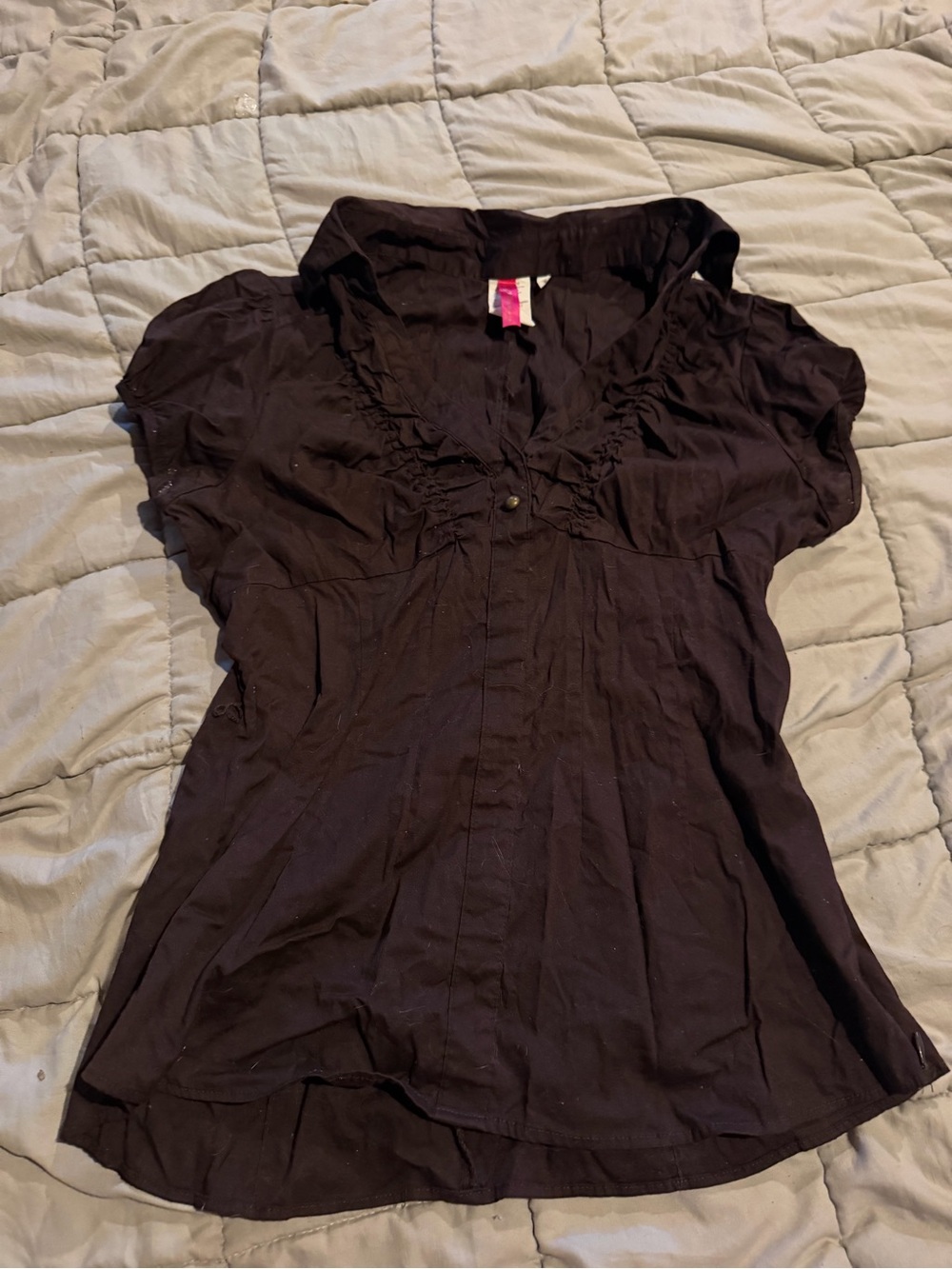 Heart Soul Black Short-Sleeve Ruffle Collar Blouse